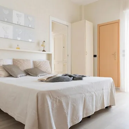 Mondial Beauty 贝拉里亚-伊贾马里纳